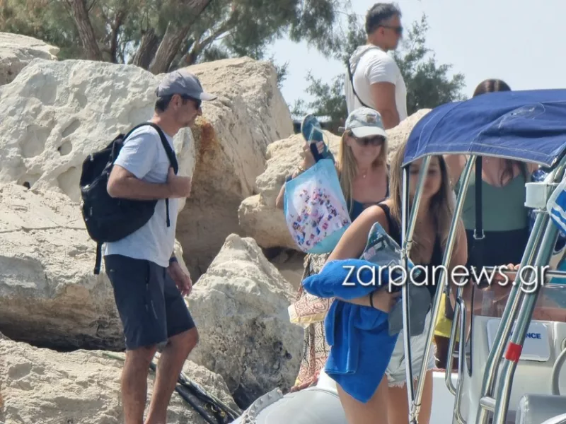 Μίνι κρουαζιέρα στο Μαράθι Χανίων για τον πρωθυπουργό και την οικογένειά του 