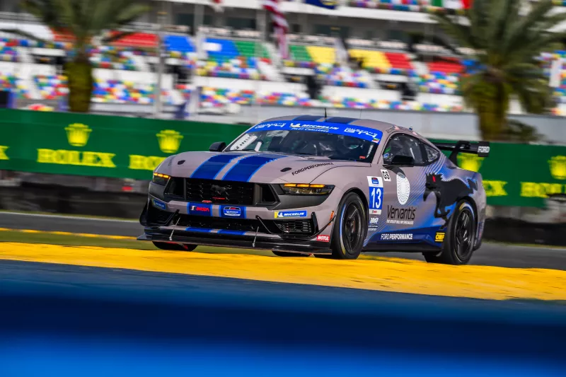 ford mustang daytona 1