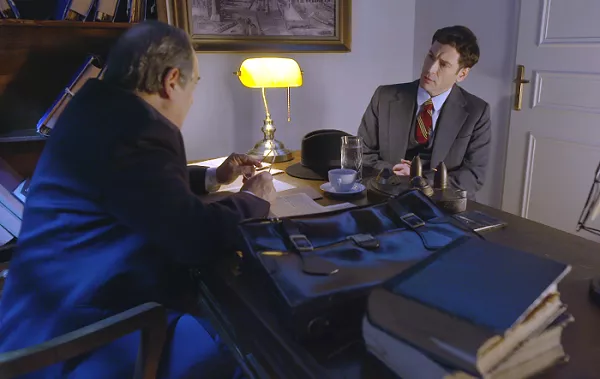 Οι Πανθέοι: Η συμπεριφορά του Μαρμάρη προβληματίζει τη Νίνα