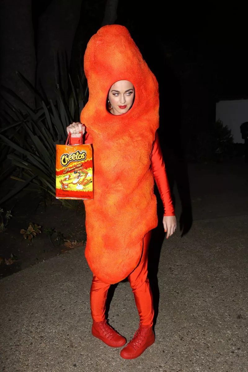 Το πάθος της Katy Perry για τα κοστούμια 