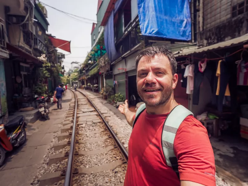 Happy Traveller 