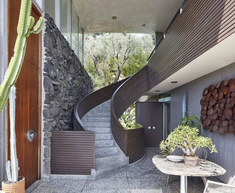 Το Rainbow House