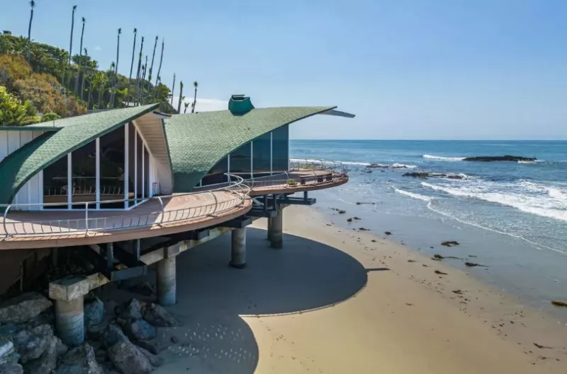 Το «Wave House»