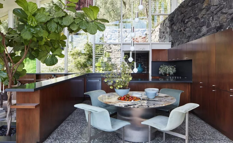 Το Rainbow House