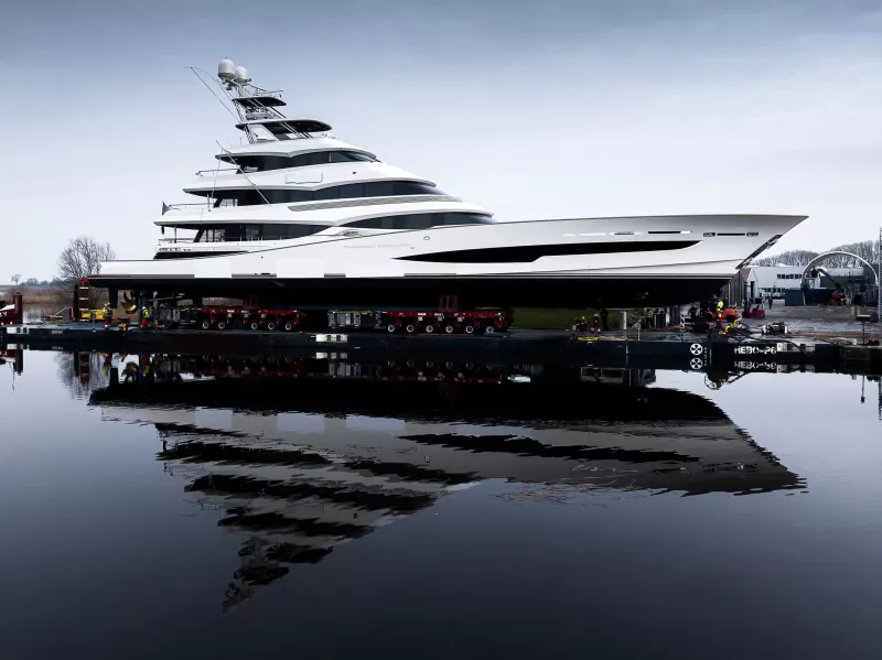 Royal Huisman's Project 406