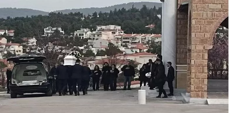 τεμπη