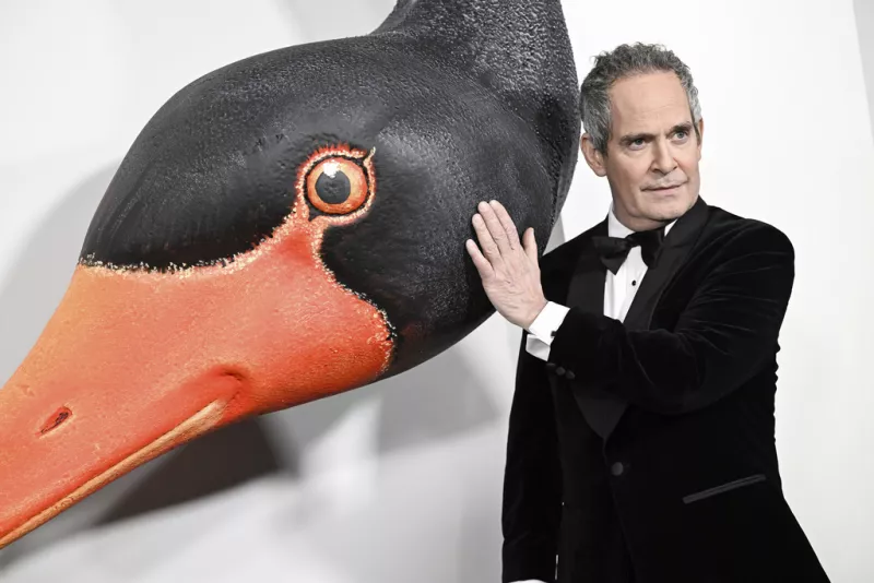 Ο Tom Hollander
