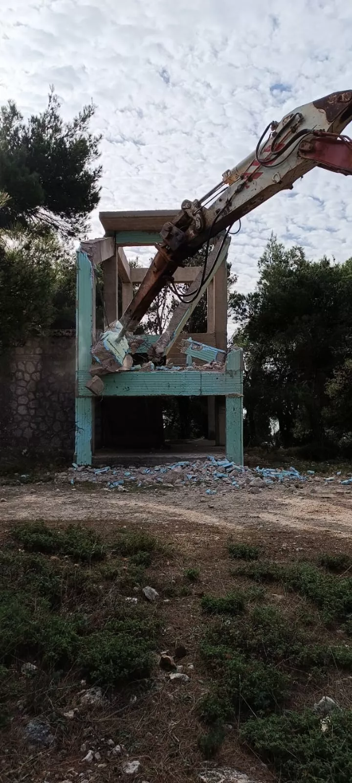 κατεδαφιση