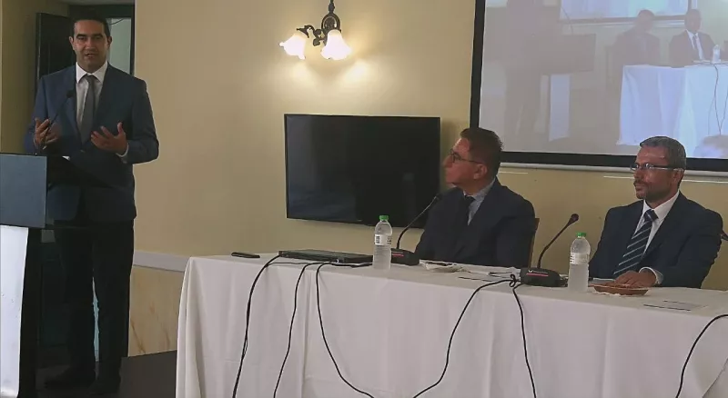 Ο πληθυσμός του δήμου μειώθηκε κατά 41,9%