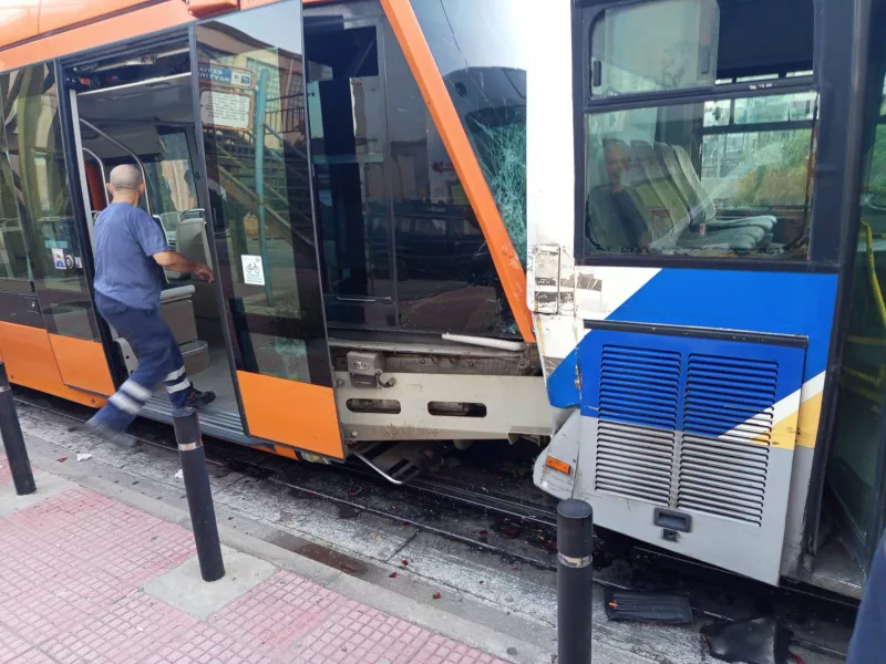 τραμ