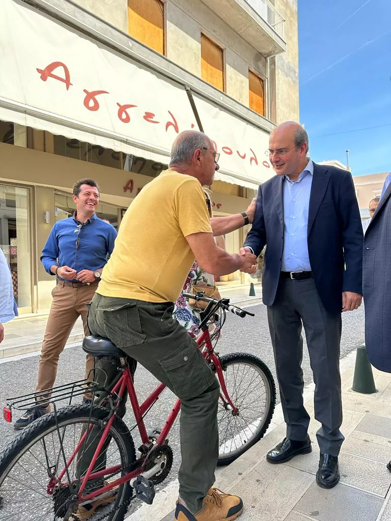 Χατζηδάκης