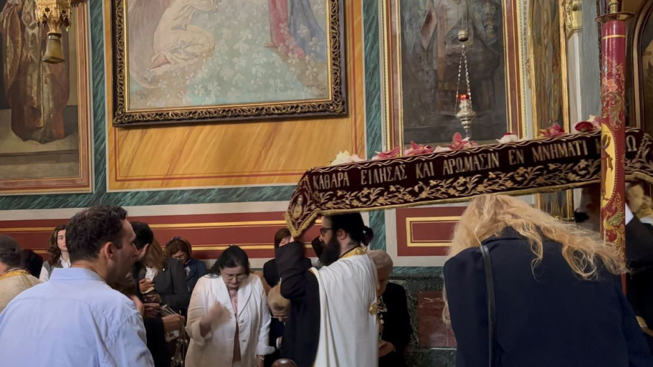 Αποκαθήλωση