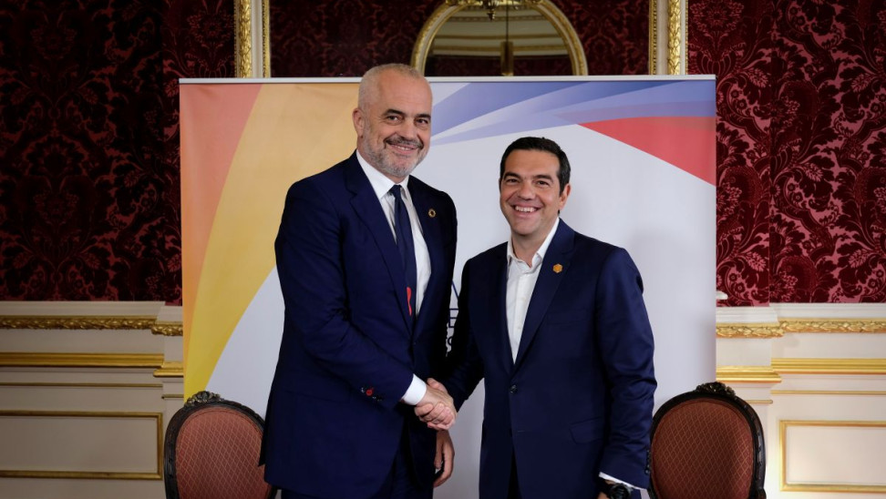 «Πινγκ πονγκ» μεταξύ Ράμα-Τσίπρα: Νέος γύρος αντιπαράθεσης για την Ελληνική Μειονότητα στην Αλβανία