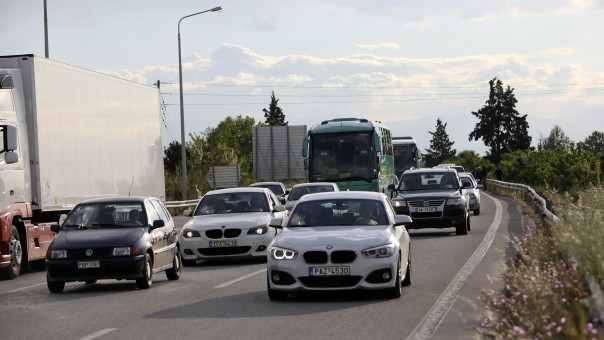 ΑΑΔΕ: Διευκρινίσεις για τα ειδοποιητήρια τελών κυκλοφορίας για οχήματα σε ακινησία 