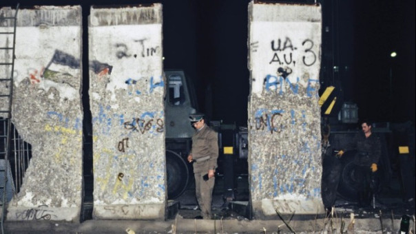 Ατύχημα της Ιστορίας η ξαφνική πτώση του Τείχους του Βερολίνου ή υπολογισμένη κίνηση;
