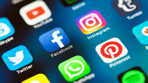 Facebook ή Instagram; Σε ποια πλατφόρμα είναι πιο συχνό το μπούλινγκ
