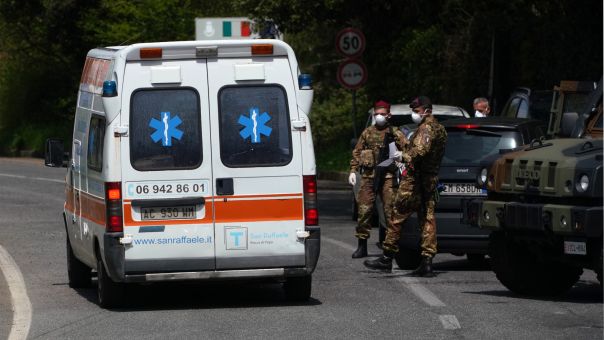 Ιταλία: Εισαγγελική έρευνα για τη μη δημιουργία "κόκκινης ζώνης" στη Λομβαρδία