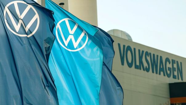 Γερμανία: Η Volkswagen θα περικόψει 5.000 θέσεις εργασίας μέσω προγραμμάτων πρόωρης συνταξιοδότησης