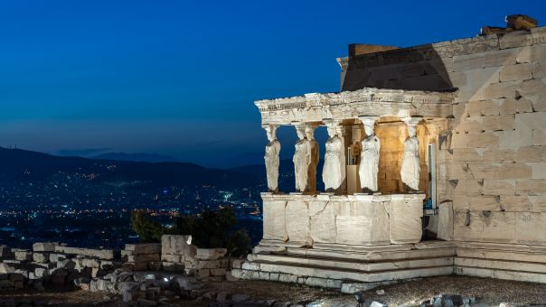 Με τις ευλογίες του Απόλλωνα: Αυτός είναι ο νέος φωτισμός της Ακρόπολης (φωτό) 