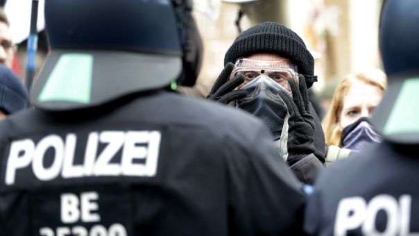 Γερμανία: Επίθεση με μαχαίρι στη Φρανκφούρτη