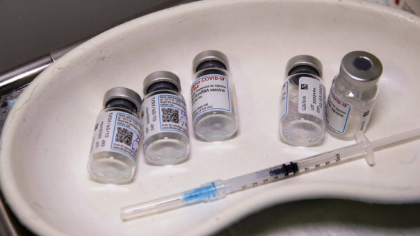 Εμβολιασμοί: AstraZeneca 1η στα περιστατικά σπάνιων θρομβώσεων -Αναλυτικά η λίστα της ΕΜΑ