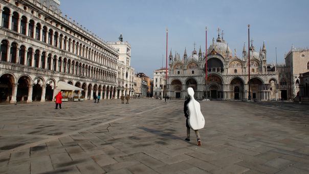 Η μαγεία των ναών στη Βενετία στο φωτογραφικό βιβλίο «100 Churches of Venice and the Lagoon»