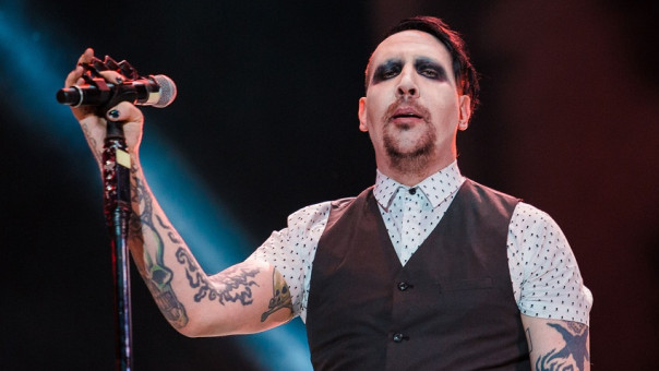 Νέα μήνυση στον Marilyn Manson με σοκαριστικές καταγγελίες από πρώην βοηθό του
