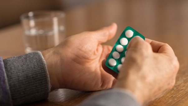 Ασπιρίνη και κορωνοϊός: Κανένα όφελος για τους ασθενείς - Τι έδειξε νέα μελέτη