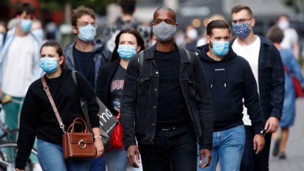 Σκάνδαλο στη Γαλλία: Διέρρευσαν προσωπικά δεδομένα 700.000 ανθρώπων που είχαν κάνει τεστ κορωνοϊού 	