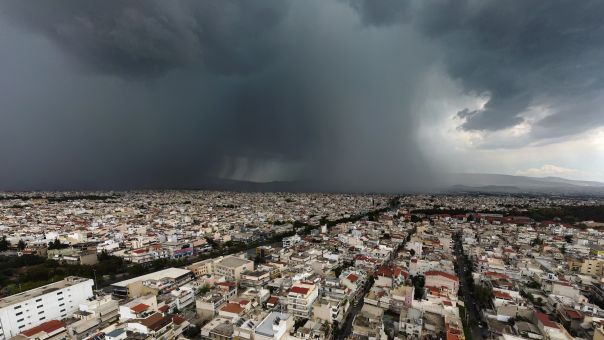 Έκτακτο δελτίο ΕΜΥ: Χαλάζι και ισχυρές βροχές και καταιγίδες από την Τετάρτη το μεσημέρι 