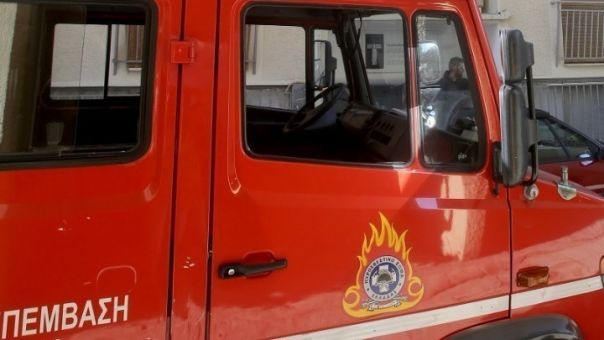 Φωτιά σε σχολικό λεωφορείο στην Αχαΐα-Καταστράφηκε ολοσχερώς