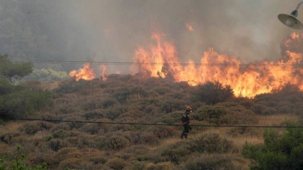 Πολύ υψηλός κίνδυνος πυρκαγιάς αύριο σε Αττική και Στερεά Ελλάδα