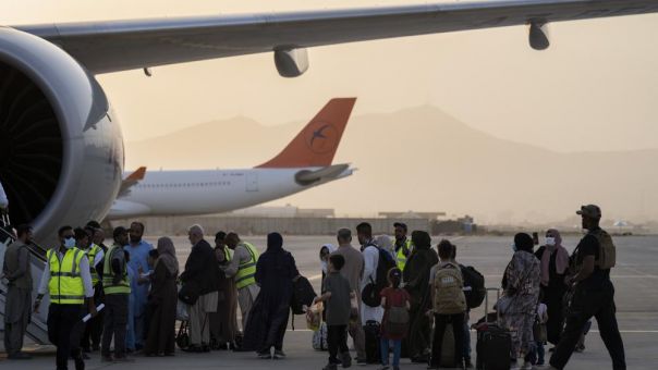 Αφγανιστάν: Aναχώρησε δεύτερη πτήση με αλλοδαπούς πολίτες από την Καμπούλ για το Κατάρ