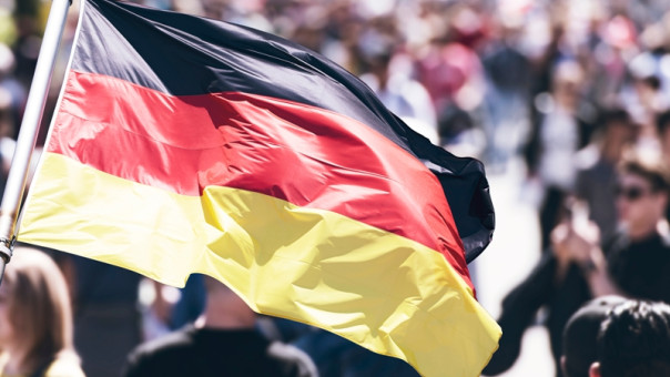 Γερμανία- Δημοσκόπηση: Τον Χάμπεκ προτιμά για αντικαγκελάριο το 69% και μόνο το 15% την Μπέρμποκ