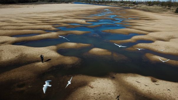 Ιστορική ξηρασία για τον δεύτερο μεγαλύτερο ποταμό της Λατινικής Αμερικής
