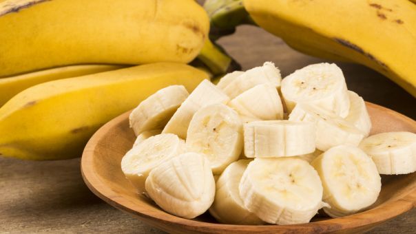Γιατί θα πρέπει να σκεφτείς την κατανάλωση μίας μπανάνας πριν τον βραδινό ύπνο;