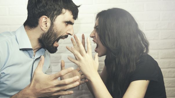 9 πολύ σημαντικοί λόγοι για να φύγεις από μια σχέση το συντομότερο