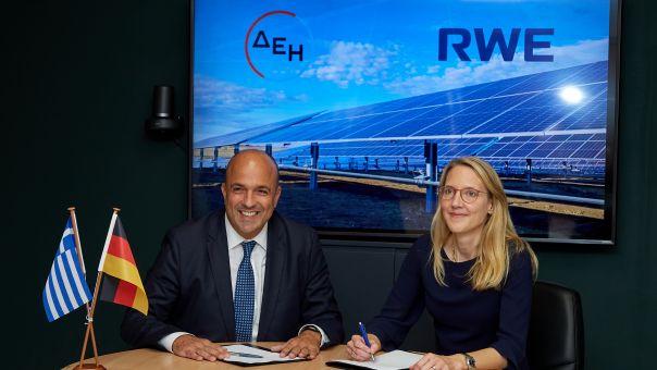 Συνεργασία ΔΕΗ- RWE για την κατασκευή του μεγαλύτερου φωτοβολταϊκού έργου στην Ελλάδα