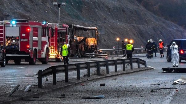 Βόρεια Μακεδονία: Τριήμερο εθνικό πένθος για τα θύματα του δυστυχήματος με το λεωφορείο στη Βουλγαρία	