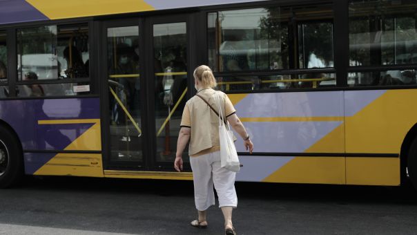 Στάση εργασίας σε λεωφορεία - τρόλεϊ την Πέμπτη- Ποιες ώρες τραβάνε «χειρόφρενο»