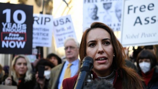 Βρετανία: Ο Τζούλιαν Ασάνζ άσκησε έφεση στην απόφαση έκδοσής του στις ΗΠΑ 