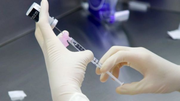 Απολύθηκαν από το Δημόσιο οι «εγκέφαλοι» των μαϊμού εμβολιασμών στο Κέντρο Υγείας Παλαμά
