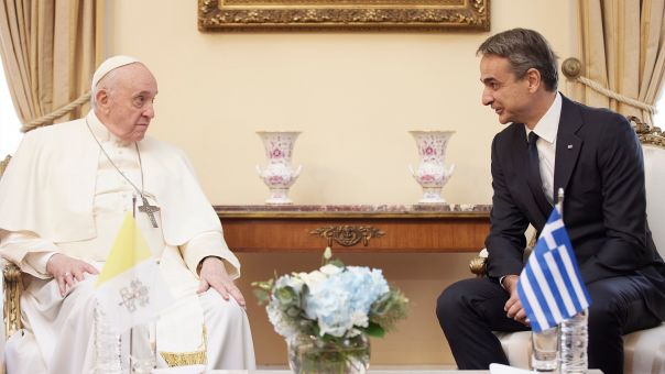 Συνάντηση Μητσοτάκη–Φραγκίσκου – Μήνυμα σε Βατικανό για μεταναστευτικό: Σημαντική βελτίωση στη χώρα μας
