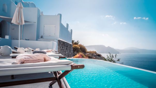 Η Ελλάδα πρωταγωνίστρια στον τουρισμό πολυτελείας, σύμφωνα με γαλλική έκθεση 