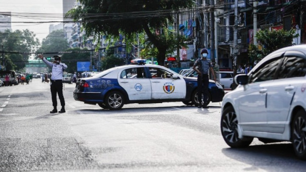 Μιανμάρ: Τουλάχιστον 30 νεκροί σε επίθεση εναντίον αυτοκινήτων στο Χπρούσο 