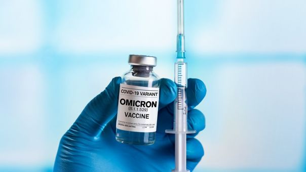 Ισραήλ: Τι έδειξε μελέτη για την αποτελεσματικότητα της τέταρτης δόσης εμβολίου έναντι της Όμικρον