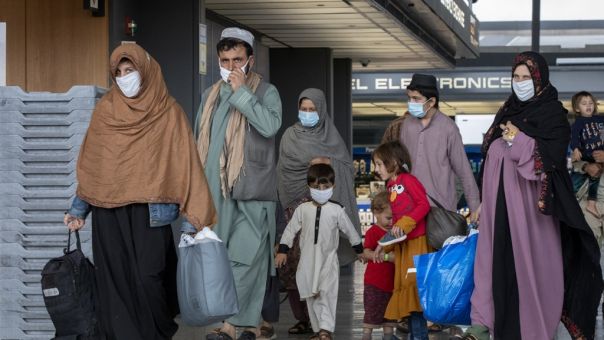 Αφγανιστάν: Ξαναβρήκε την οικογένειά του μετά από 5 μήνες, βρέφος που χάθηκε στο αεροδρόμιο της Καμπούλ