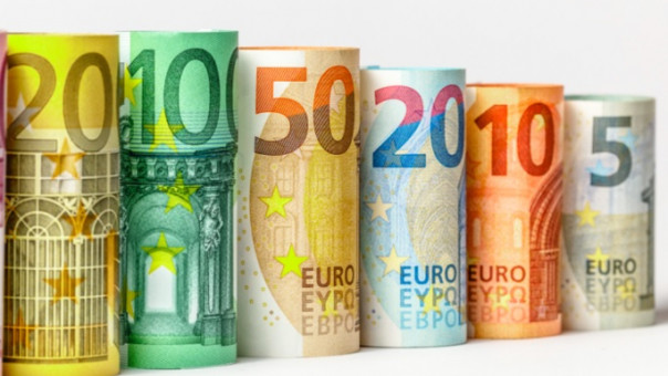 Είκοσι χρόνια ευρώ: Ποιες προβλέψεις επαληθεύθηκαν και ποιες όχι; 