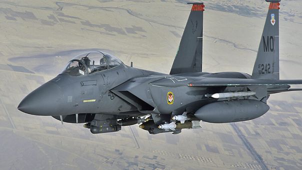 Υπερσύγχρονα αμερικανικά μαχητικά F-15 στη Βαλτική με το «βλέμμα» στην Ουκρανία