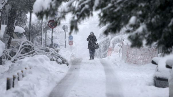 Έκτακτο δελτίο ΕΜΥ: Έρχεται η κακοκαιρία «Ελπίς» με χιόνια και παγωνιά 